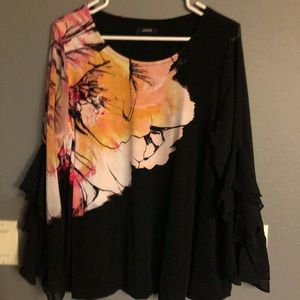 Dress Barn new beautiful fancy long sleeved blouse